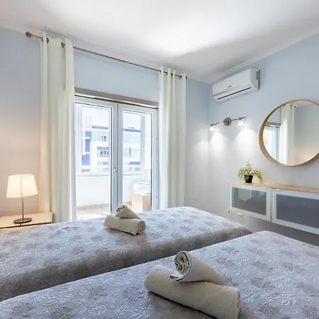 Convista Flat T2+1 Apartment