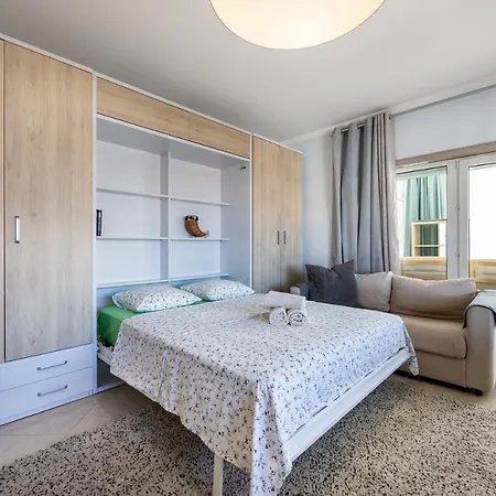 Convista Flat T2+1 *