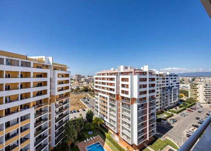 Convista Flat T2+1 Apartment