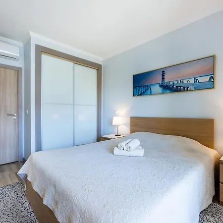 Convista Flat T2+1 Портиман